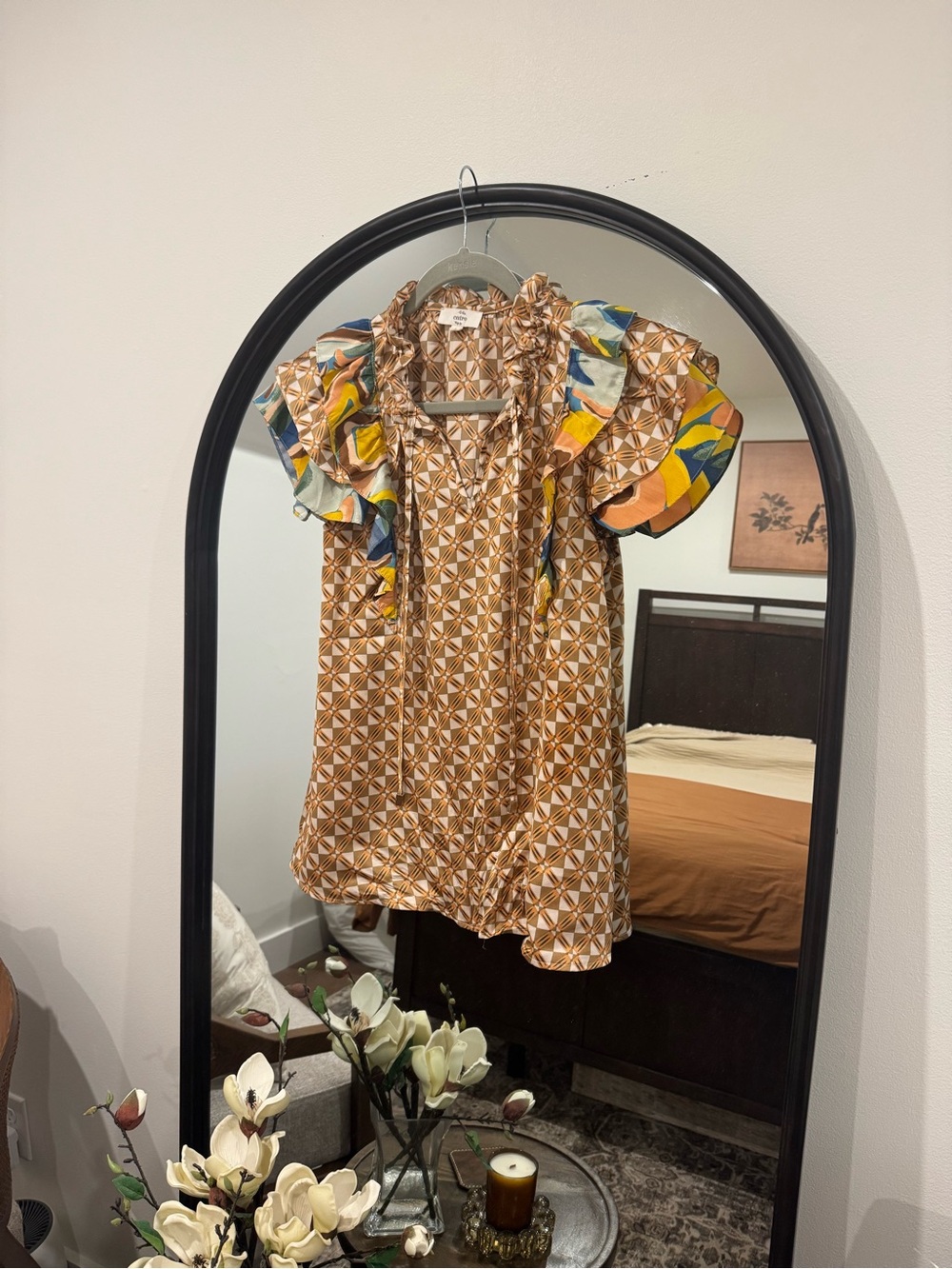 entro Brown Geometric Print Ruffle Sleeve Blouse with Multicolor Accents